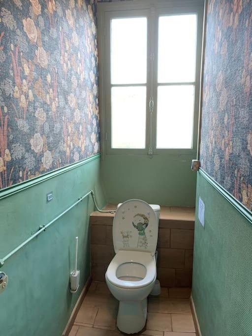 Charmant Studio A Proximite De La Gare Rer A Chatou Kültér fotó
